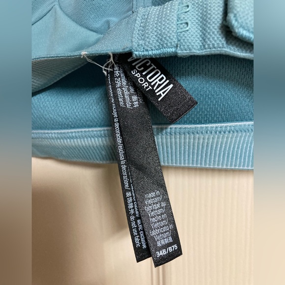 Victoria’s Secret Victoria Sport Racerback Sports Bra NWOT 34B - Picture 6 of 6